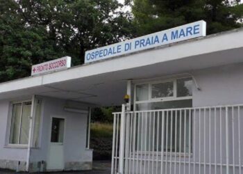 REPARTO DIALISI OSPEDALE DI PRAIA A MARE. DE LORENZO: “CONTINUITA’ DI SERVIZIO E NUOVO PERSONALE”